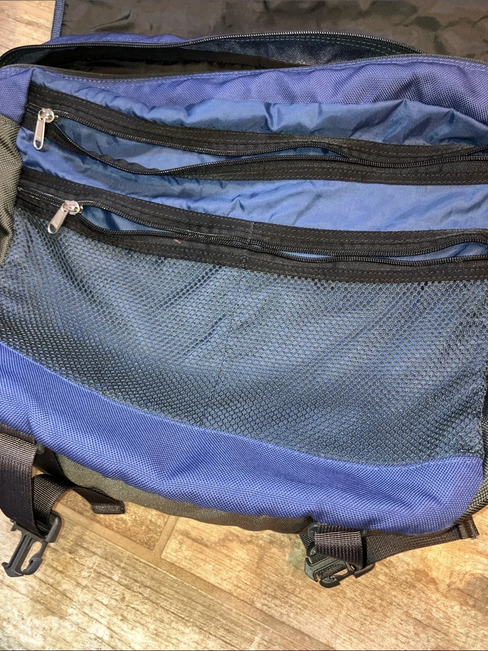 THE NORTHFACE SHOULDER SATCHEL NORTHFACE MESSENGER BAG